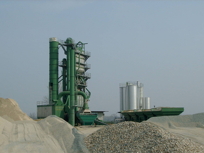 Produzione e vendita asfalti in Piemonte da CMA Asfalti a Chieri (Torino)