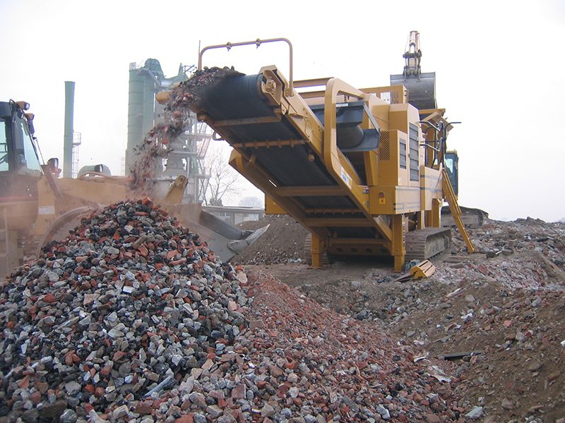 Ritiro macerie in Piemonte da CMA Asfalti a Chieri (Torino)